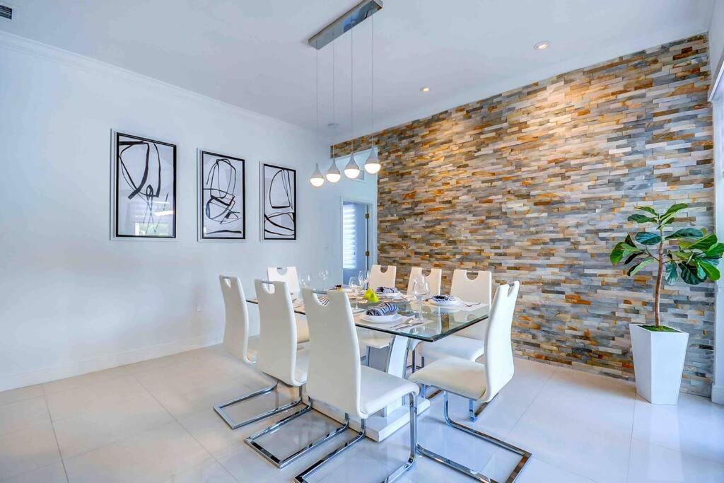 Miami 5Br Villa W Heated Pool, Games & Bbq L01 Cutler Bay Εξωτερικό φωτογραφία